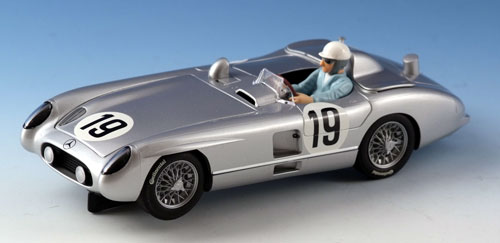 SCALEXTRIC Mercedes Benz Coupe SLR # 19